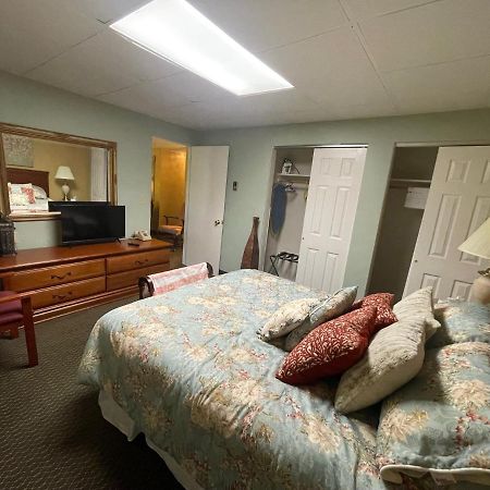 Colonial Brick Inn & Suites Susquehanna 외부 사진